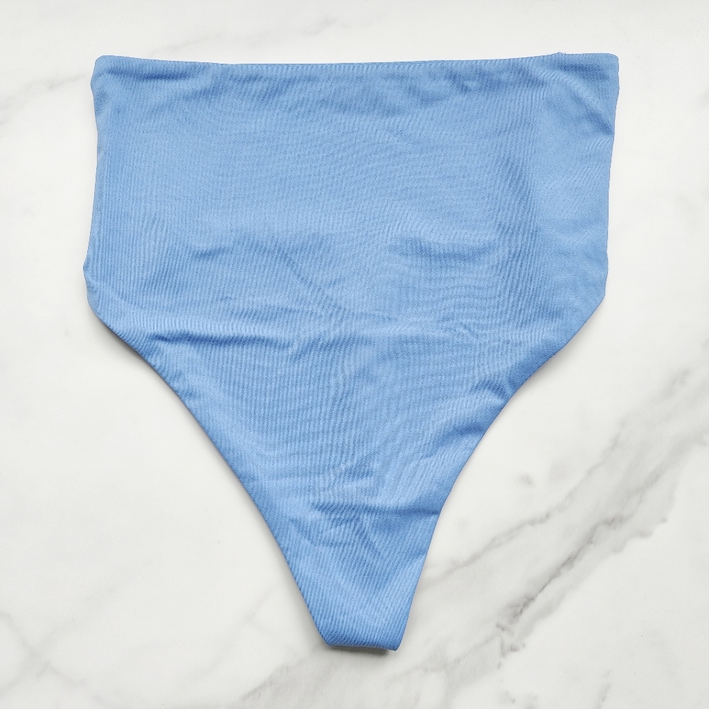 NWT SOMA VANISHING TUMMY RETRO THONG PANTY IN DREAMS COME BLUE SIZE MEDIUM